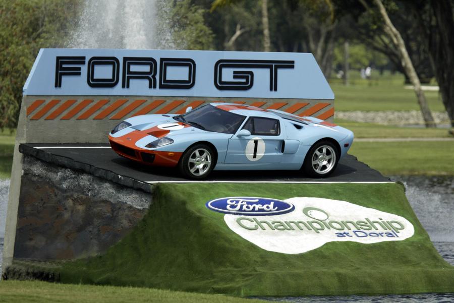 Ford GT40 Concept 2002 года  (фото 23 из 102)
